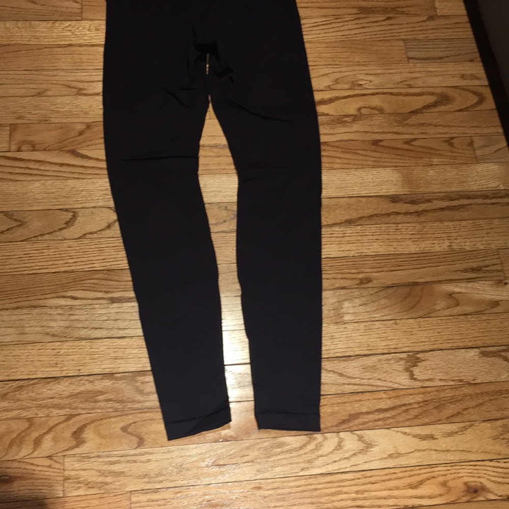 Lululemon Wunder Under pant size 8 - Picture 5 of 5